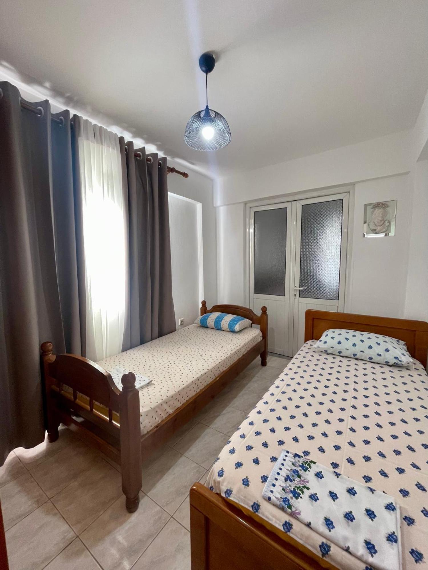 Guest House Luli Sarandë 外观 照片