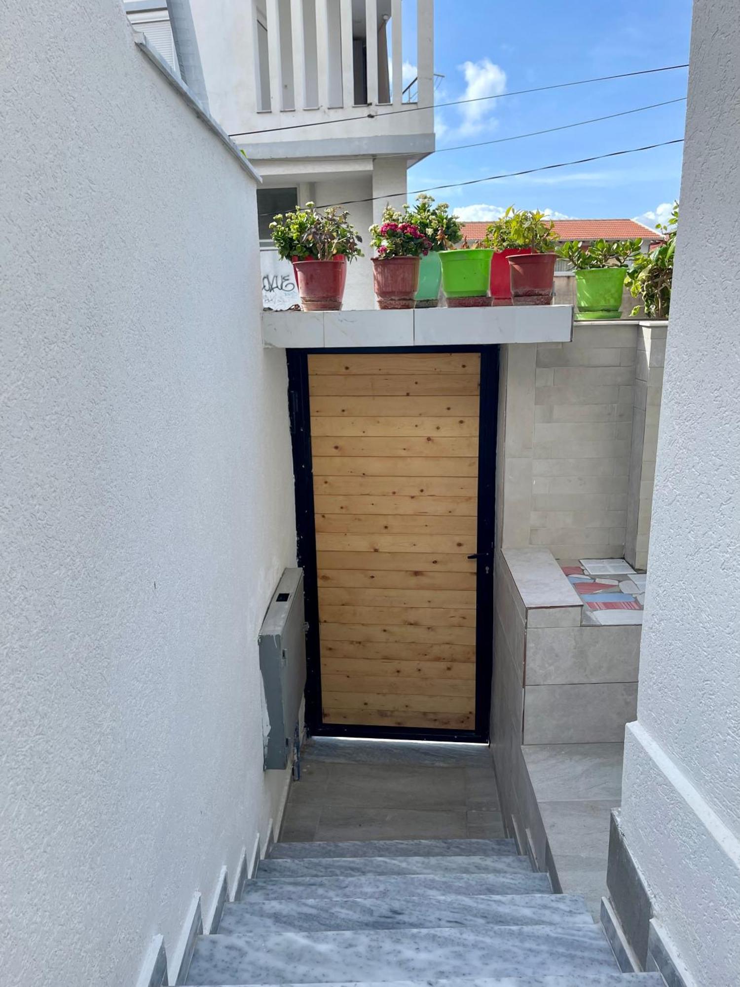 Guest House Luli Sarandë 外观 照片