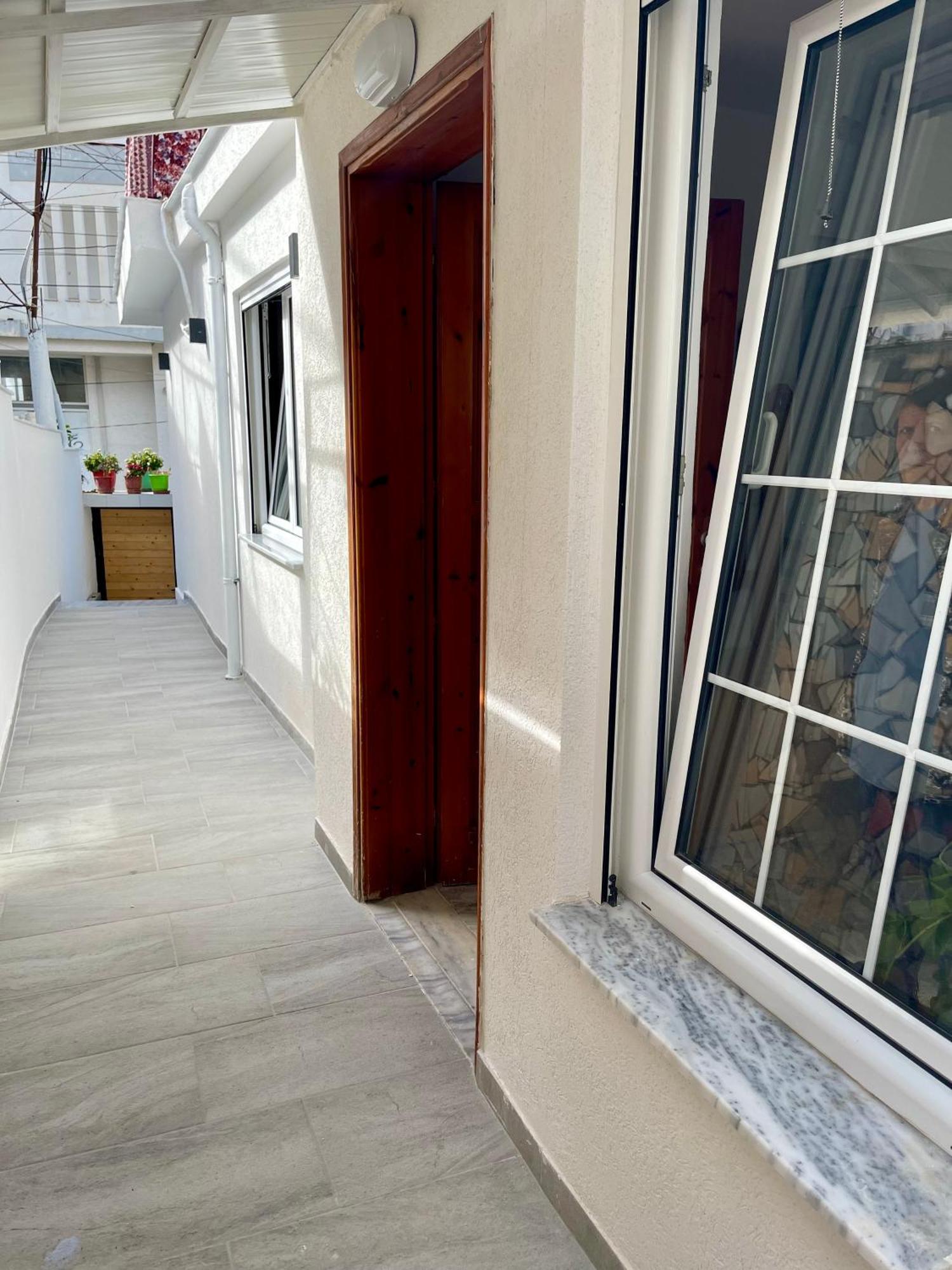 Guest House Luli Sarandë 外观 照片